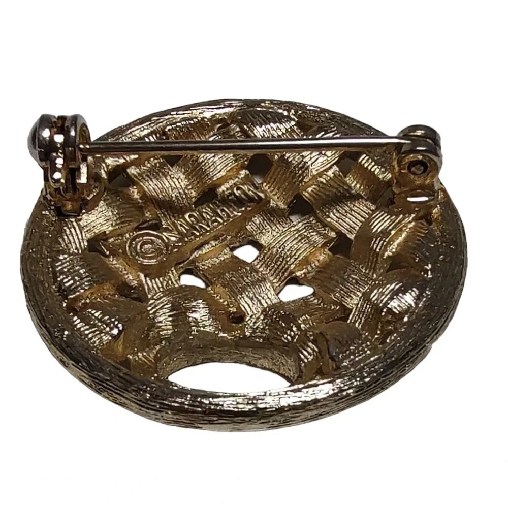 Vintage Sarah Coventry Brooch Gold Tone Round‎ Basket Weave Pin One Inch SEE